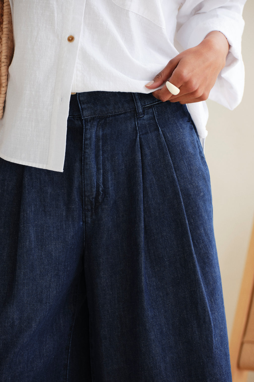 Tiff Bermuda Short - Midnight