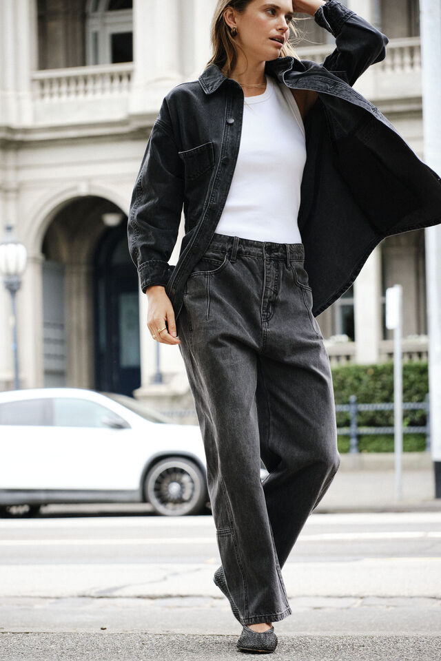 Darted Barrel Jean, FADED BLACK