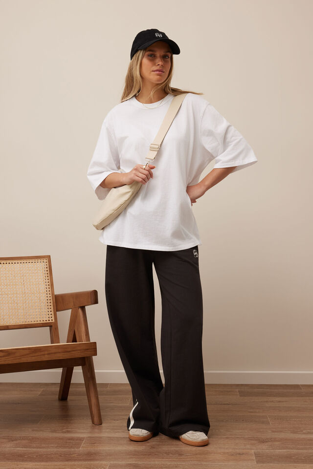 Liv Oversized Tee, WHITE