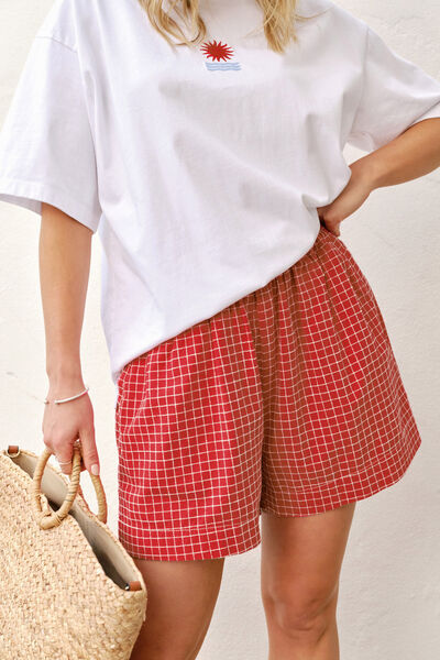 Mila Short, RED WHITE CHECK