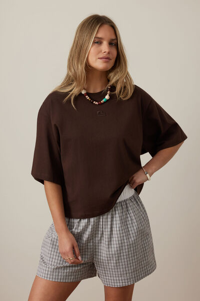 Phoebe Premium Tee, CHOCOLATE