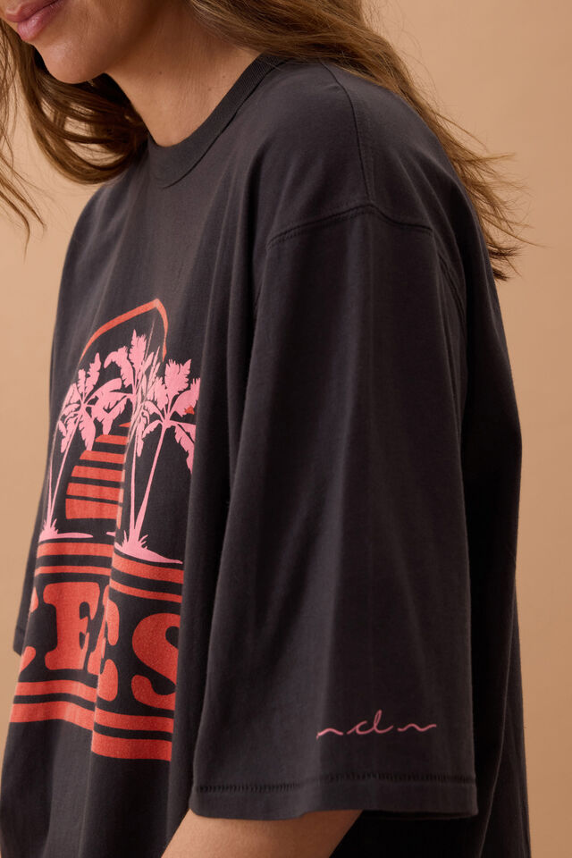 Liv Oversized Tee, PHANTOM/CERES SUNSET PALMS