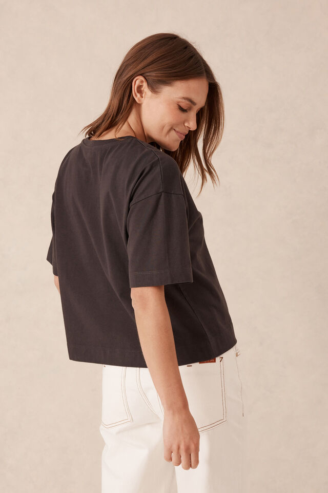 Boa Boxy Pocket Tee, PHANTOM