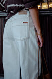 Demi Barrel Jean, FRESH ECRU - example image 6