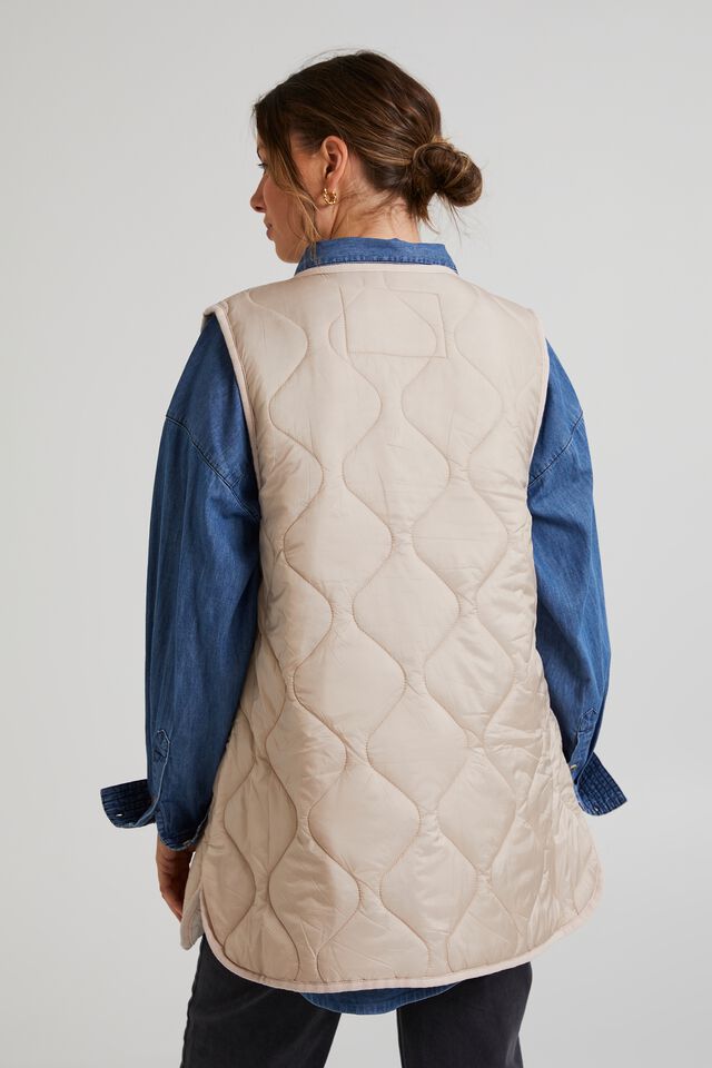Recycled Quilted Shell Vest, LATTE