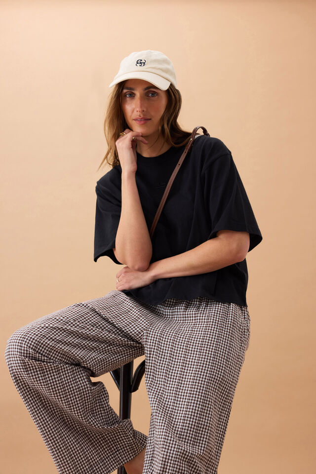 Phoebe Premium Tee, BLACK