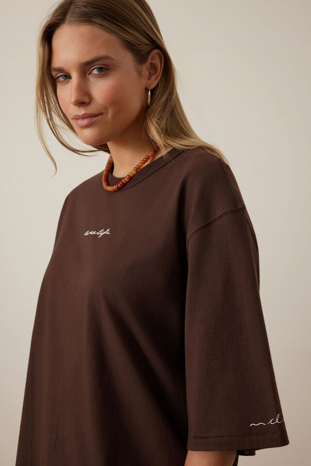 Liv Oversized Tee, CHOCOLATE/CERES SCRIPT