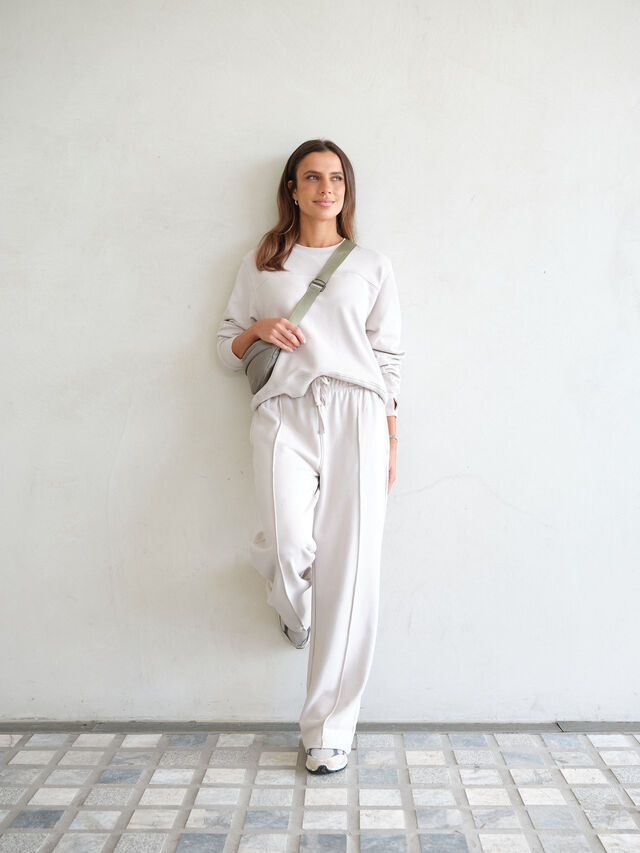 Gracie Relaxed Pin Tuck Trackpant, ALMOND