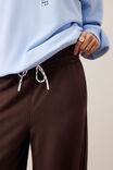 Halle Barrel Trackpant, CHOCOLATE - example image 7
