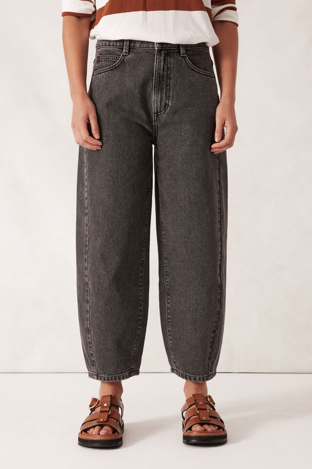 Tapered Barrel Jean, FADED BLACK