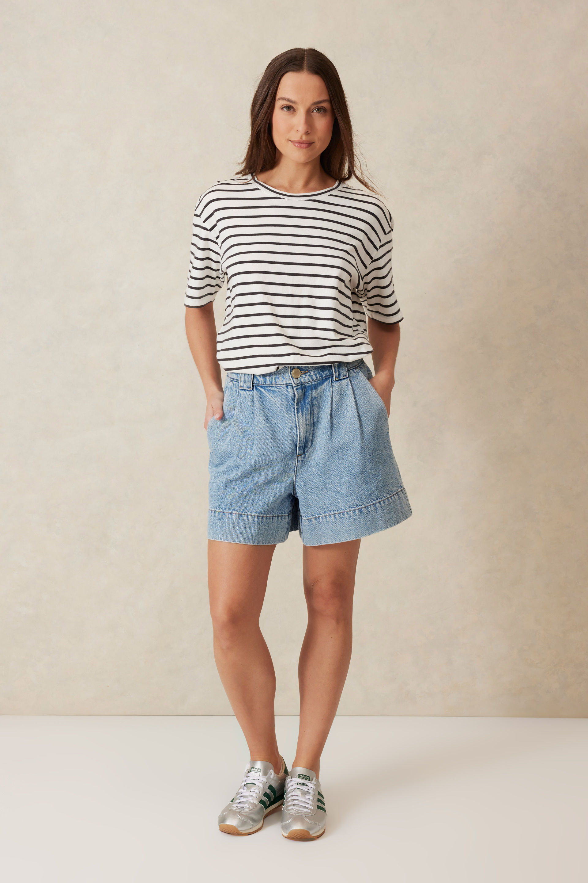 Billie Pleat Front Short