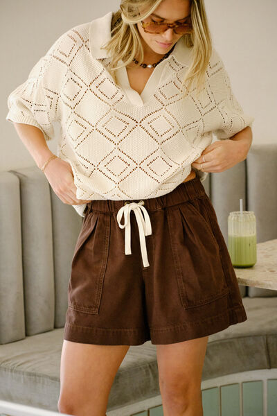 Darcy Relaxed Everyday Short, CHOCOLATE
