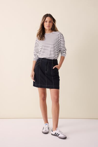 A-Line Skirt With Seam, BLACK