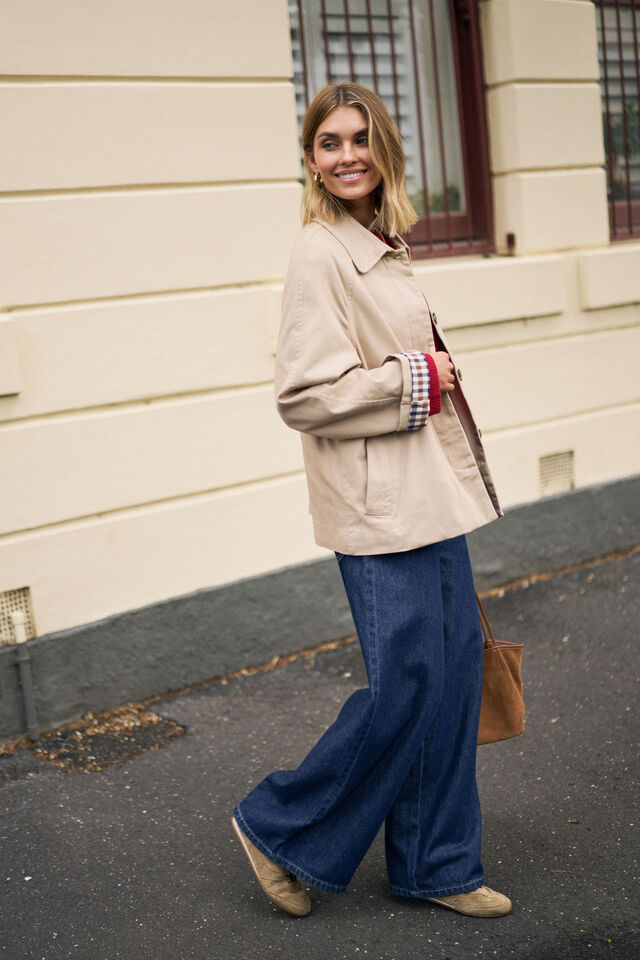 Pia Coat, SAND