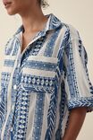 Resort Boxy Shirt, NATURAL WITH NAVY JACQUARD ORGANIC COTTON - alternate image 4