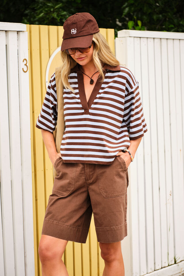 Bronte Short, WINTER CHOCOLATE