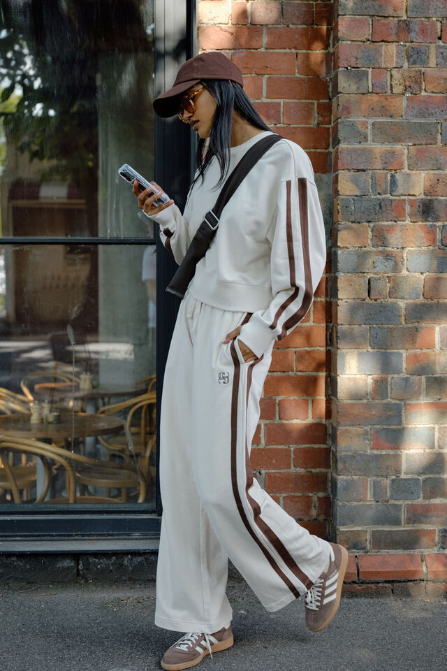 Sasha Sporty Slouchy Crew, BUFF CHOCOLATE SIDE STRIPE