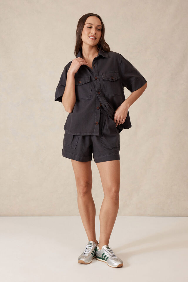 Short Sleeve Boxy Shirt, WASHED BLACK TWILL