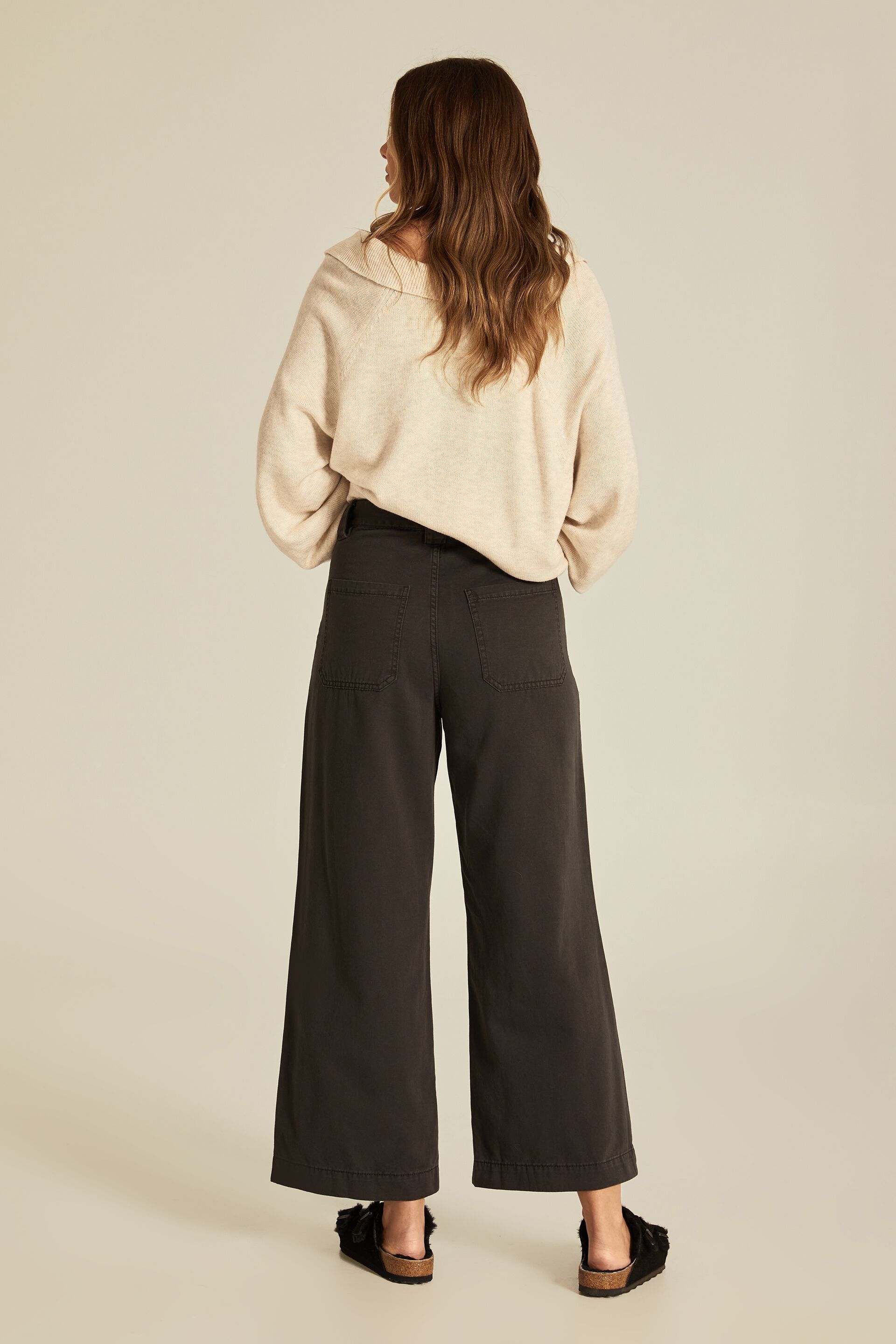 Wide Leg Pant With Patch Pockets In Rescue
