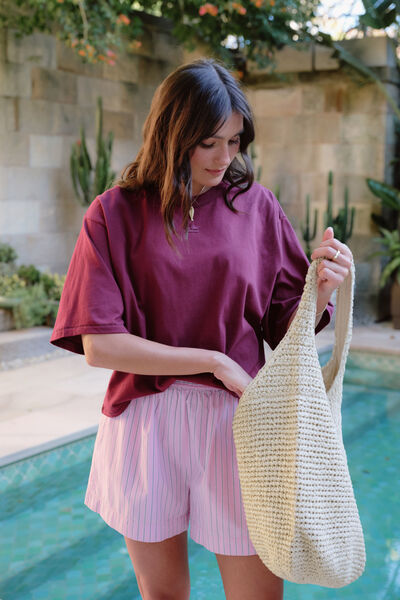 Phoebe Premium Tee, POMEGRANATE
