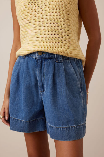 Billie Pleat Front Short, WASHED INDIGO