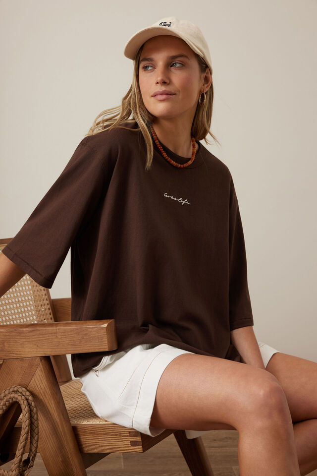 Liv Oversized Tee, CHOCOLATE/CERES SCRIPT