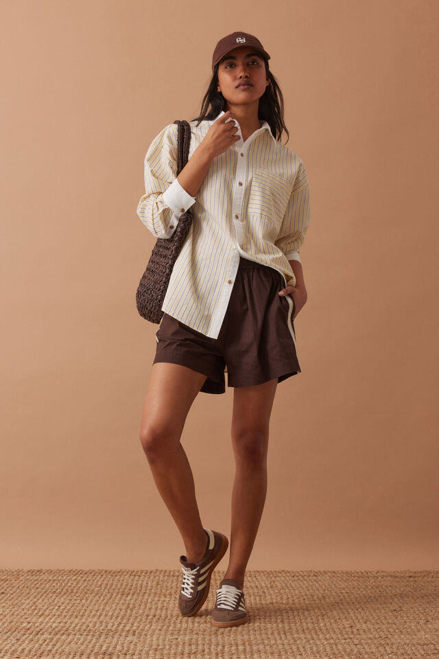 Mila Short, CHOCOLATE